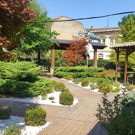 Hotel Gio Αράντ Εξωτερικό φωτογραφία